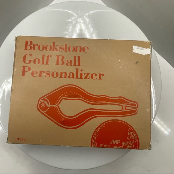 Brookstone Gold Plated Golf Ball Personalizer Up to Three Letters - Picture 6 of 7